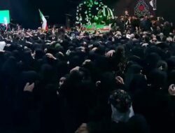 10 Juta Rakyat Iran Hadiri Pemakaman Khamenei, Bendera Merah Dikibarkan