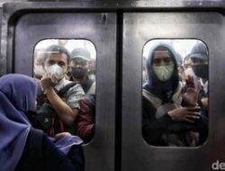 Ini Perbedaan Batuk Sebab Polusi Udara VS Flu Biasa Menurut Pakar